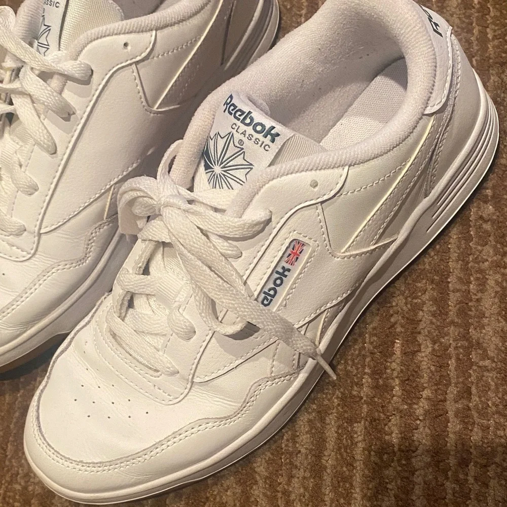 Reebok Classic White Leather Sneakers - Picture 2 of 4
